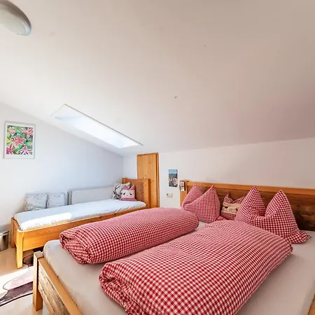 Adlerhof Çiftlik konaklama *
